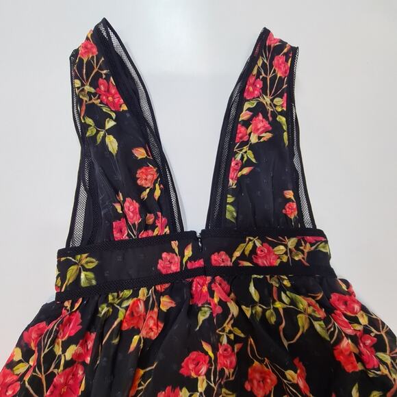 NBD Isaac Dress in Red Floral Print XS - Picture 8 of 11